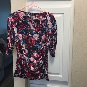 3 for $5 ☀️Beautiful style & co floral print top
